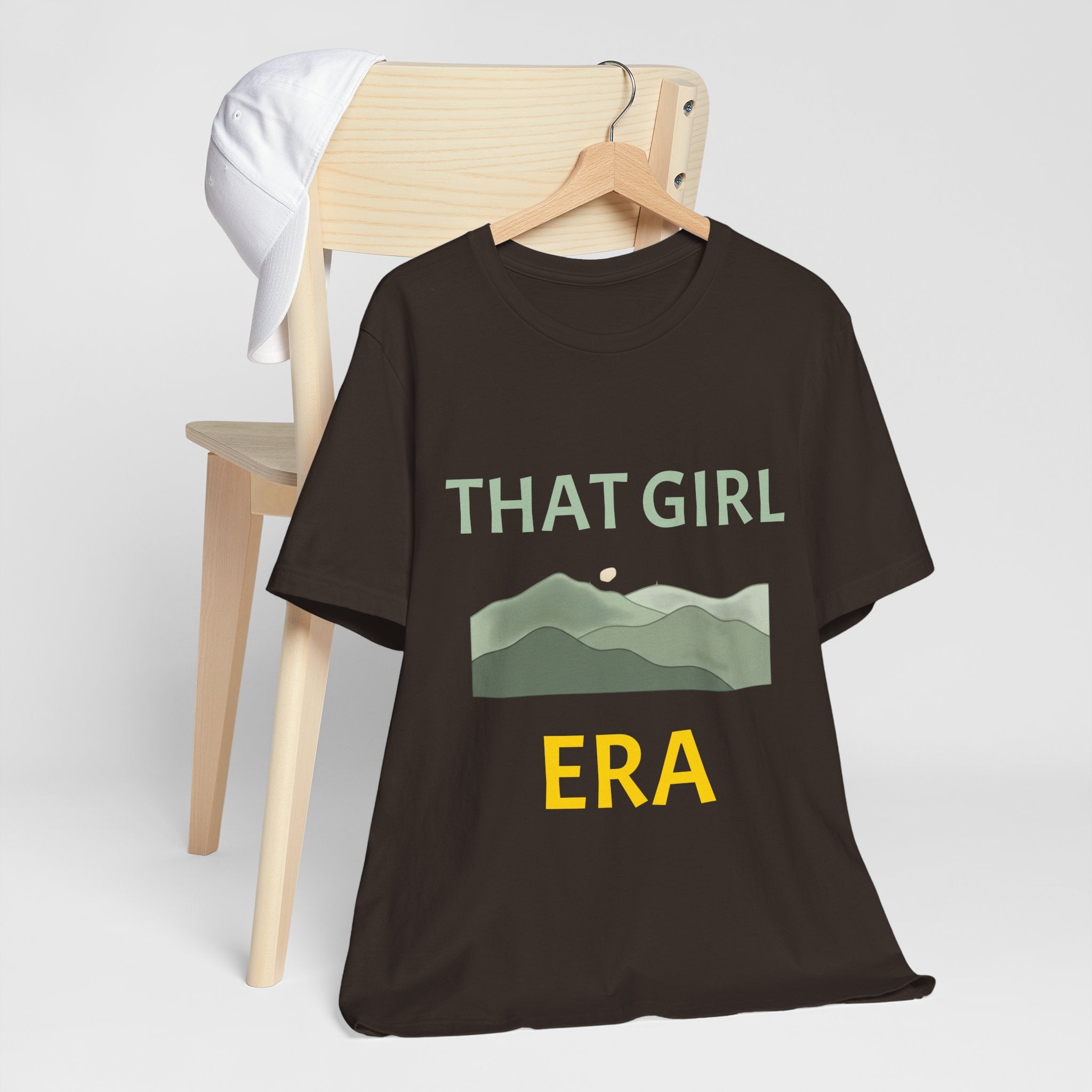 That Girl Era T-Shirt – Retro Mountain Graphic Tee for Empowered Women
